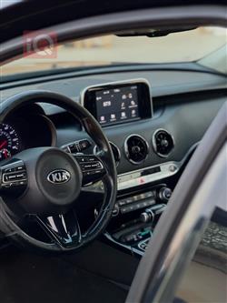 کیا ستینگەر